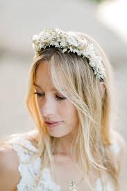 Handmade Wedding Die 7 Schonsten Ideen Fur Eine Fine Art Hochzeitsdeko Von Etsy Haarreifen Hochzeit Magische Hochzeit Und Kopf Kranze