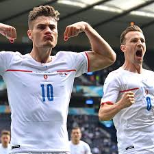 Patrik schick (born 24 january 1996) is a czech professional footballer who plays as a forward for bundesliga club bayer leverkusen and the czech republic national team.3. Am6b41 35us7km