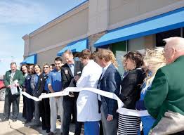 Aspen Dental Celebrates Opening With Floss Cutting Ceremony News Southernminn Com