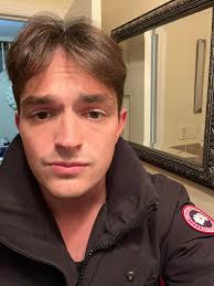 Hii my name is Jillian and I am currently in my third year at FAU studying  mechanical engineering. I am 20 years old and I don't smoke or drink! I am  usually