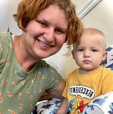 Angel Caisapanta's Instagram, Twitter & Facebook