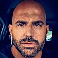 Eva Ceballos Fernamdez (@FernamdezEva)