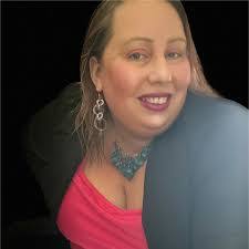 Shelly Castleberry's Instagram, Twitter & Facebook