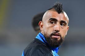 Arturo vidal has received offers to leave inter but intends to stay at san siro and win the champions league next season, according to the midfielder's agent fernando felicevich. Fxz2eva1weahum