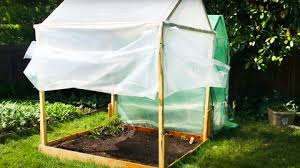 The gardening season hasn't started yet but some plants really require early starting, especially if from the seed. 20 Diy Greenhouse With Fold Up Walls