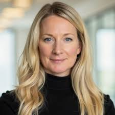 Doug Miller '93 is promoted to president and chief commercial officer of  dealership technology company Cars.com. https://buff.ly/30th8aG