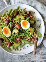 Vegetarische Salade Nicoise Met Sperziebonen En Linzen Foxilicious Salade Recept In 2020 Sperziebonen Linzen Linzen Recepten