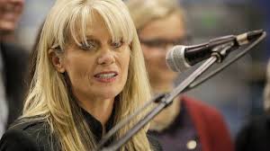 Mayor Jim Gray defeats Anthany Beatty to win second term