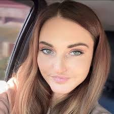 Adriane Jackson's Instagram, Twitter & Facebook