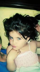 عاجل سرقة طفلة جنة من باب منزلها بالقنیطرة فعمرا 5سنوات ونصف الله یرحم  الوالدین غیر برطاج توصل صورتها باش ترجع 😭😔شارک صورتها فضل ولیسا امرا  حسبها بحال بنتک 😔