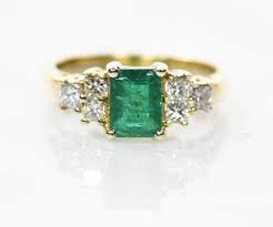 Vintage 18k Gold Emerald Ring 18k Yellow Gold Genuine Emerald Ring Natural Emerald Diamond Rin Genuine Emerald Rings Emerald Ring Vintage Emerald Ring Gold