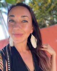 Anna Desmarais's Instagram, Twitter & Facebook