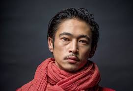 窪塚洋介の髪型まとめ 最新ヘアスタイルをお届け hairstyle magazine ヘアスタイルマガジン メンズヘアカット 髪型 髪型 メンズ パーマ