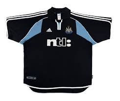 100,00€ 29,55€ preis ohne steuer 29,55€. Newcastle United 2000 01 Auswarts Trikot