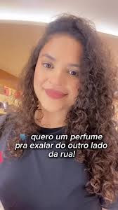 • FELISA acredita que a alta perfumaria deve ser apaixonante e divertida,  aguçando os sentidos numa experiência olfativa surpreendente rumo à sua  verdadeira essência, em uma jornada única e ...