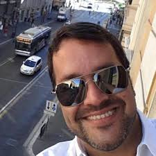 Flylin LED Video Wall Controller, 1080P Screen Splicing Seamless TV Wall  Splicing Processor HDMI+USB+VGA+DVI+RS232 Input 4 HDMI+ Audio Output  Support Splicing 2x2, 1x2, 1x3, 1x4, 2x1, 3x1, 4x1 : Buy Online at