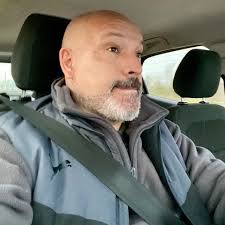 Richard Becerra (@becerraricardo) • Threads, Say more