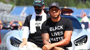 Verdensmesteren undrer sig over, at vitaly petrov er blevet valgt som løbssteward. Formula 1 News 2020 Lewis Hamilton Kneeling Black Lives Matter Protest News Updates