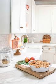 Want To Know The Best Apple Crisp Recipe This Family Secret For Old Fashioned Apple Crisp Recipe Is A Tr Kitchen Design Decor Home Decor Kitchen White Kitchen