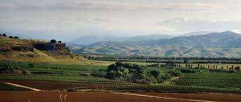Little Table Mountain Southeast Madera Ca Natural Landmarks Beautiful Nature Madera