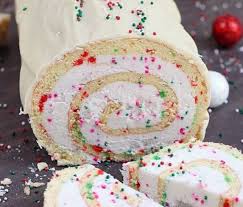 Recette Gateau Roule A La Vanille De Noel Christmas Cake Silhouette Cake Yule Log Recipe