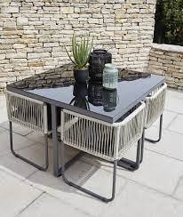 Das günstigste angebot beginnt bei € 10. Gartentisch 4 Gartenstuhle Aus Kunstharz B 107 Cm Swann Maisons Du Monde