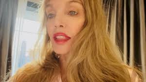 Arielle Dombasle