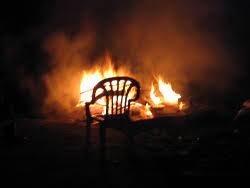 Pasttenses is best for checking english translation of german terms. Heisser Stuhl Methopedia