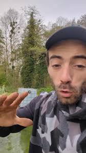 Décoration du petit bassin de vente pour la boutique terminée a 95% 😍  #carpe #carpekoi #poisson