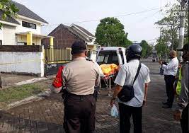 Bien, aucune adresse email n'a été trouvée en texte brut. Cinta Ditolak Janda Perjaka Nekat Gantung Diri Beritajatim Com