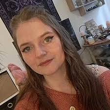 Brittany Shepler's Instagram, Twitter & Facebook