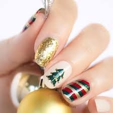 Nothing sparkles prettier at christmas than blingy nails. 30 Christmas Nail Art Design Ideas 2020 Easy Holiday Manicures