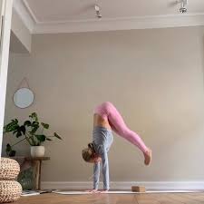 Ania On Instagram Wanna Improve Or Learn Floating Forward From Downward Facing Dog Into Standing Forward Fold So Try Out Yoga Instagram Downward Facing Dog
