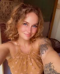 🔔 This Thursday 🔔 COME WELCOME OUR NEWEST BARTENDER KAITLYN TO THE LOJAX  CREW #thursdaynightfootball #freefood #shotspecial