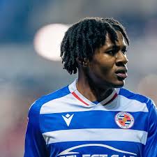 Nagdagdag si/ang Reading Football...