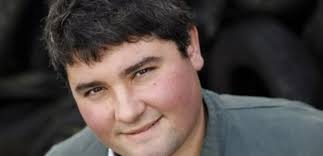 L'amour est dans le pré 2024 : qui est Valentin, candidat benjamin de la  saison 19 ?