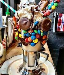 This Dessert Dream For Salty Sweet Lovers Everywhere Dessert Drinks Food Yummy Food Dessert
