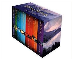 Harry Potter Box Set The Complete Collection Children S Paperback Amazon Co Uk J K Rowling 97814088567 Harry Potter Box Set Potter Box Harry Potter Full
