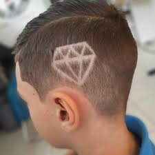 Desenho No Cabelo Fotos Dos Melhores Estilos Para O Corte 2022