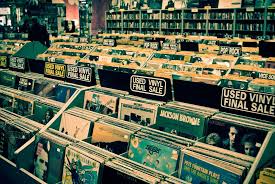 Women And Vinyl Records Best Vinyl Records Vinyl Vinyl Music