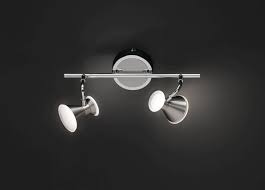 Ein objekt, das teilchenstrahlung aussendet. Trio Led Strahler In Nickel Matt Acryl Weiss