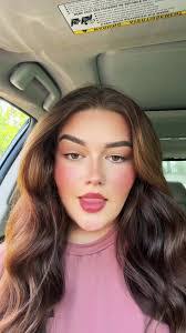 Kirsten Lynch's Instagram, Twitter & Facebook