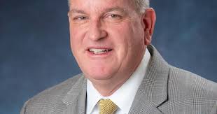 Regent Carson won't seek second term