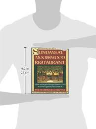 The moosewood cookbook is a vegetarian cookbook written by mollie katzen when she was a member of the moosewood collective in ithaca, new york. Sundays At Moosewood Restaurant Sundays At Moosewood Restaurant Cookery Amazon De Moosewood Collective Fremdsprachige Bucher