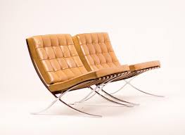 Pair Of Cognac Leather Barcelona Chairs By Mies Van Der Rohe For Knoll For Sale At 1stdibs Barcelona Chair Mies Van Der Rohe Van Der Rohe
