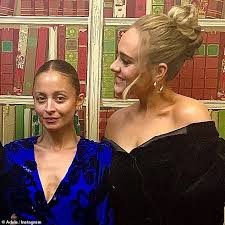 .503 публикаций — посмотрите в instagram фото и видео adele (@adeleuniversal). Adele Shows Her Seven Stone Weight Loss In Hilarious Birthday Post To Nicole Richie Aktuelle Boulevard Nachrichten Und Fotogalerien Zu Stars Sternchen