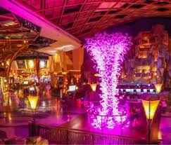 Known for large portions of breakfast food, it has additional locations in connecticut, florida, nevada, new jersey and utah. Hash House A Go Go Mohegan Sun Newsroom