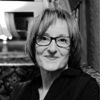 Deborah Oxley's Instagram, Twitter & Facebook