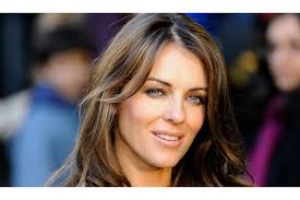 Liz Hurley. Célibataire endiablée