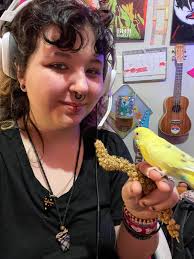 Welcome April truscott smart hope you will enjoy your stay with us and  enjoy looking at the pictures of the other members birds add as many pics  of your birds as you